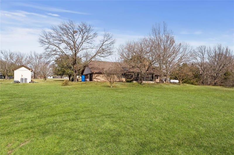908 Hurricane Creek Circle, Anna TX 75409 - Photo 5
