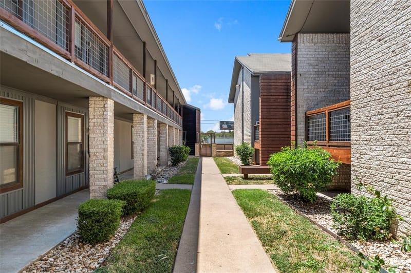 1348 S 12th Street, Waco TX 76706 - Photo 21