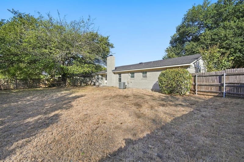 1215 Cindy Lane, Cleburne TX 76033 - Photo 27