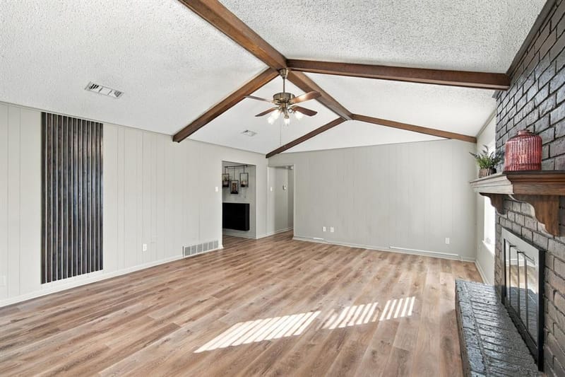 1215 Cindy Lane, Cleburne TX 76033