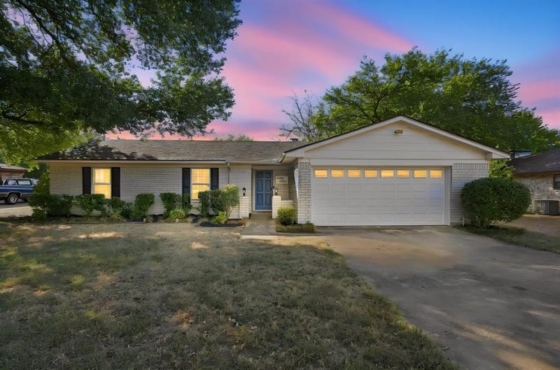 1215 Cindy Lane, Cleburne TX 76033 - Photo 4