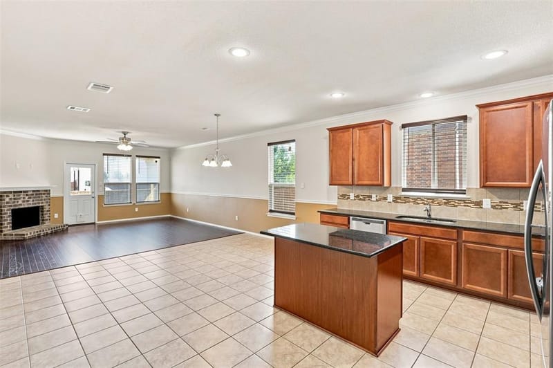 2356 Bernese Lane, Fort Worth TX 76131 - Photo 8