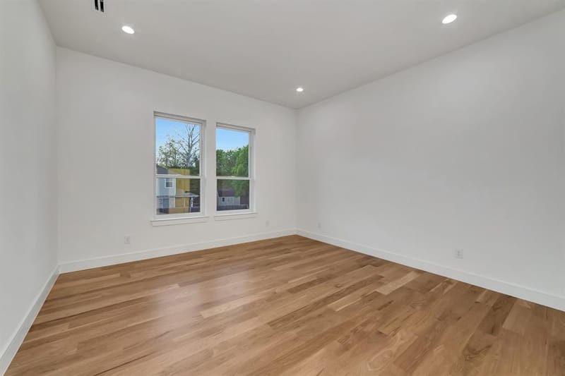 3667 Ingleside Drive, Dallas TX 75229 - Photo 32