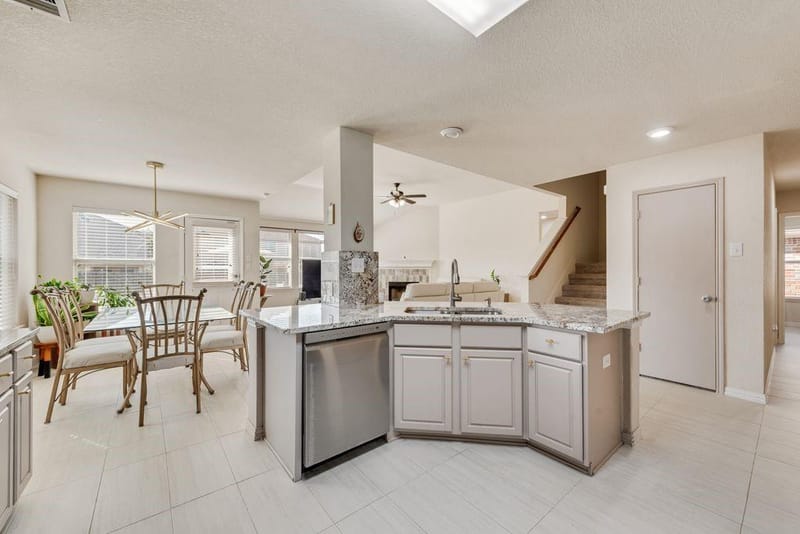 9208 Conestoga Drive, Fort Worth TX 76131 - Photo 13
