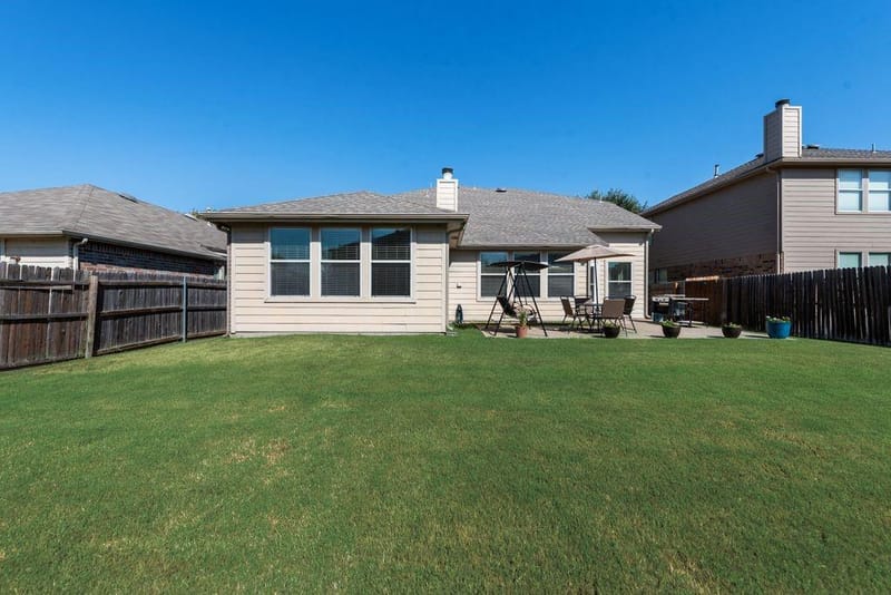 9208 Conestoga Drive, Fort Worth TX 76131 - Photo 32
