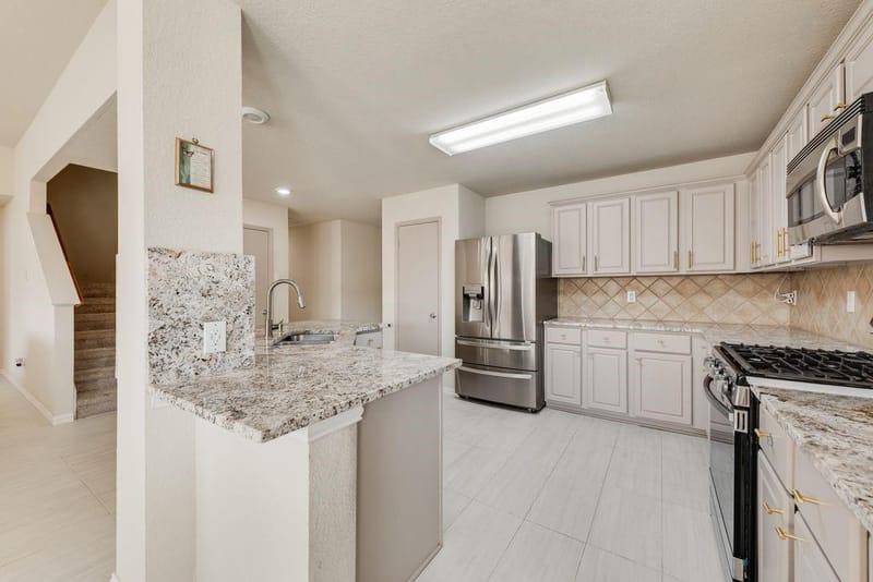 9208 Conestoga Drive, Fort Worth TX 76131 - Photo 14