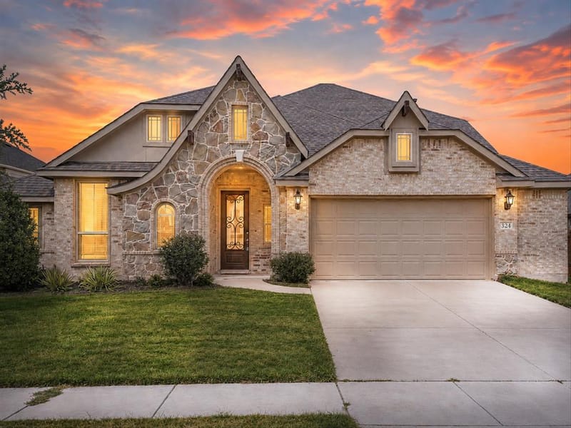 324 Roscoe Drive, Fate TX 75087