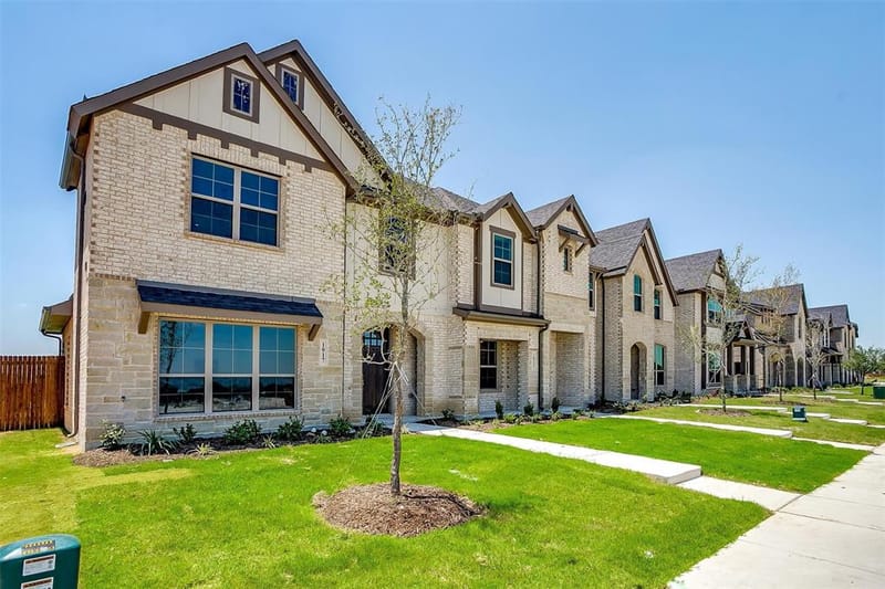 815 Homeplace Circle, Mansfield TX 76063