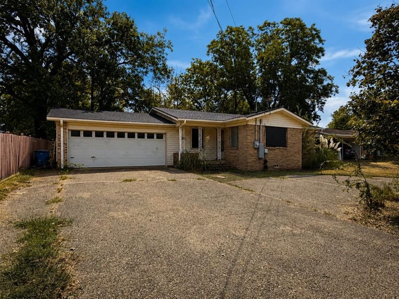 410 Oak Street, Malakoff TX 75148 - Photo 3