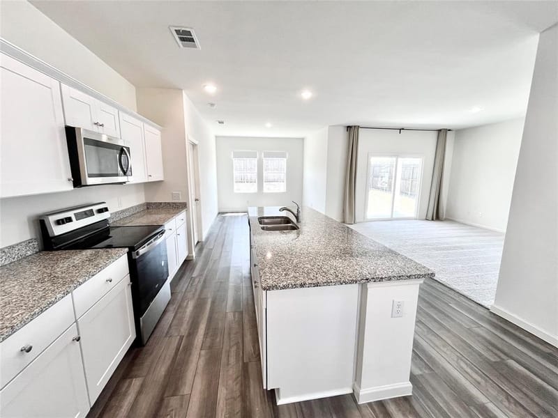 8400 Hawkview Drive, Fort Worth TX 76179