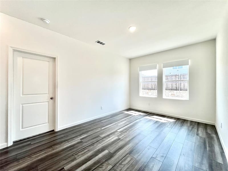 8400 Hawkview Drive, Fort Worth TX 76179 - Photo 9
