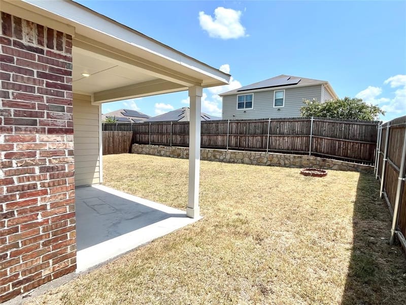 8400 Hawkview Drive, Fort Worth TX 76179 - Photo 31