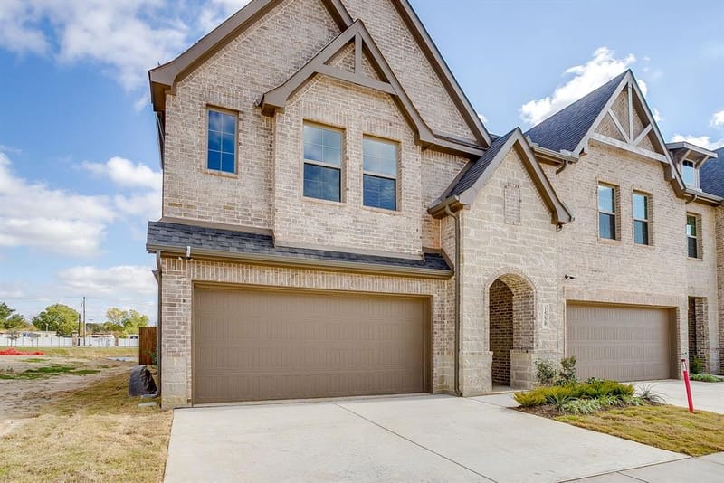 1542 Homeplace Circle, Mansfield TX 76063 - Photo 3