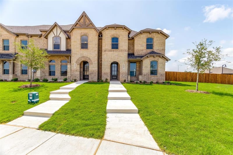 1533 Homeplace Circle, Mansfield TX 76063