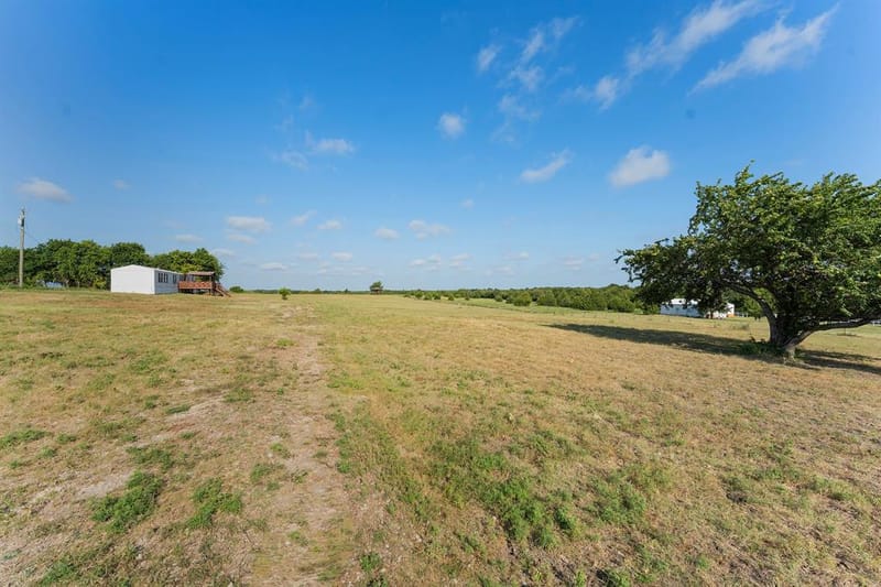 5634 County Road 1094, Celeste TX 75423 - Photo 20