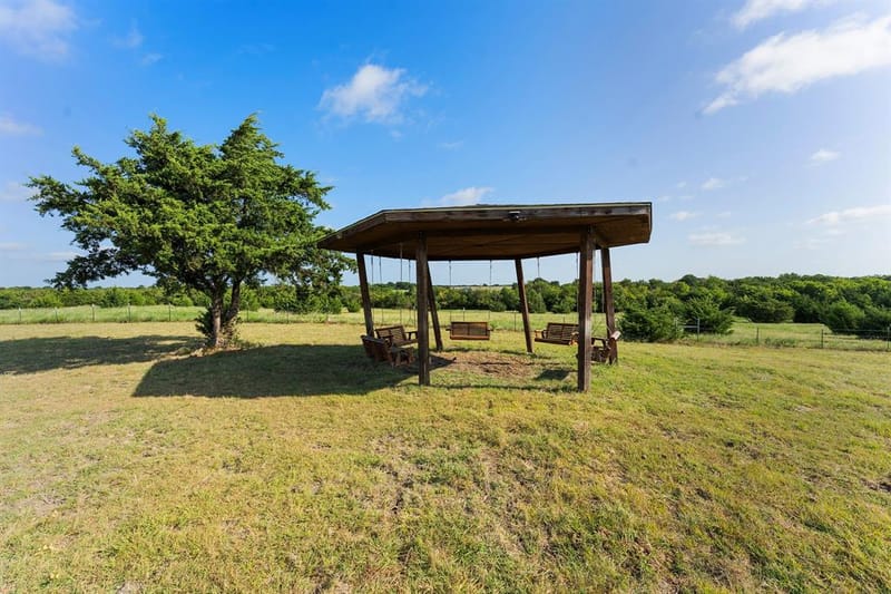 5634 County Road 1094, Celeste TX 75423 - Photo 24