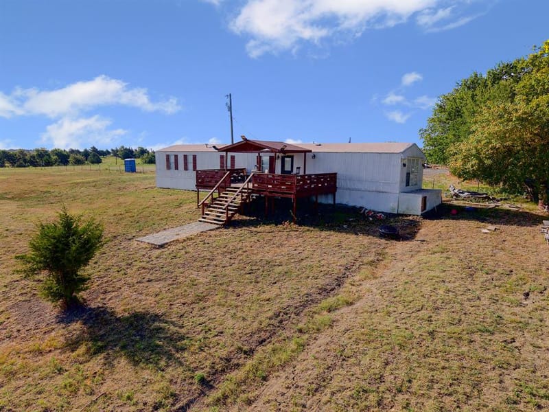 5634 County Road 1094, Celeste TX 75423 - Photo 14
