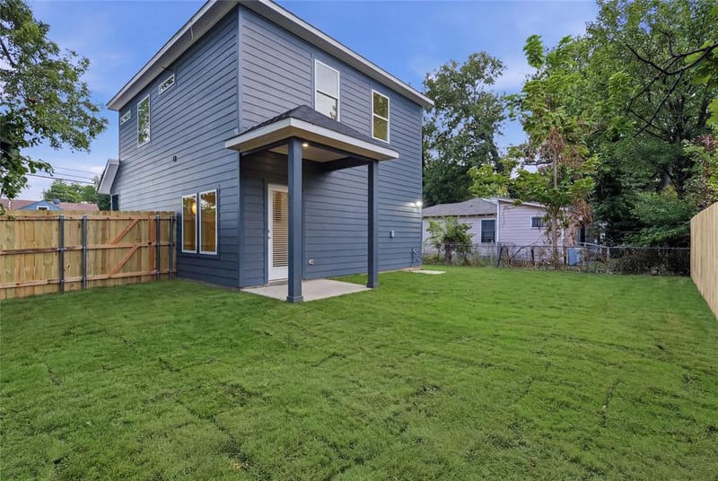 2906 Swanson Street, Dallas TX 75210 - Photo 23