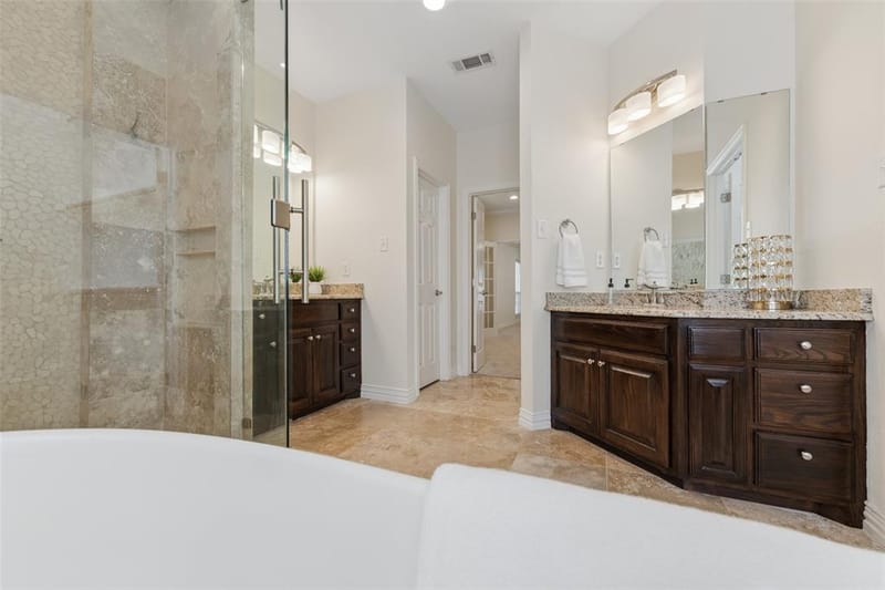 1825 Spinnaker Lane, Azle TX 76020 - Photo 23