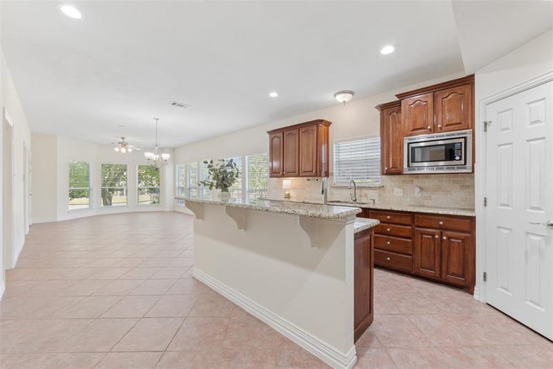 1825 Spinnaker Lane, Azle TX 76020 - Photo 8