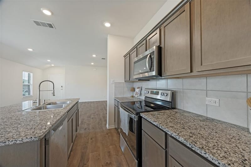 3409 Brookstone Drive, Sherman TX 75092 - Photo 5
