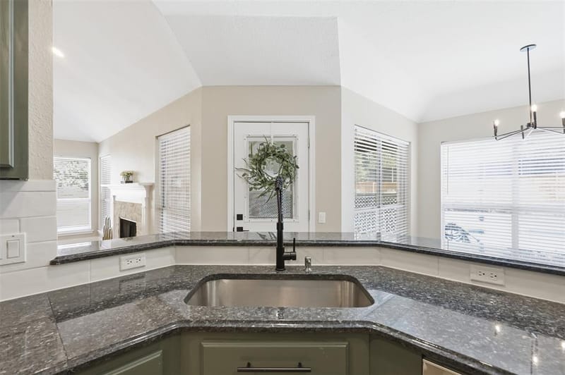 110 Julian Drive, Rockwall TX 75087 - Photo 13