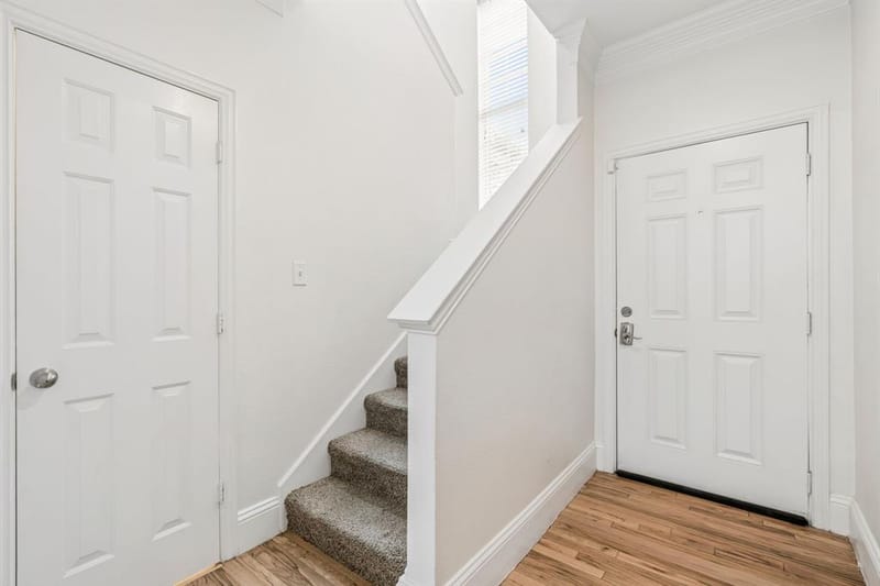 2117 Parkview, Carrollton TX 75006 - Photo 6