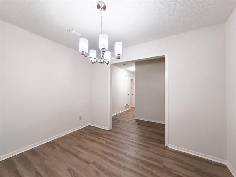 1136 Kris Street, Irving TX 75060 - Photo 10