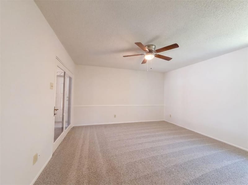 1136 Kris Street, Irving TX 75060 - Photo 18