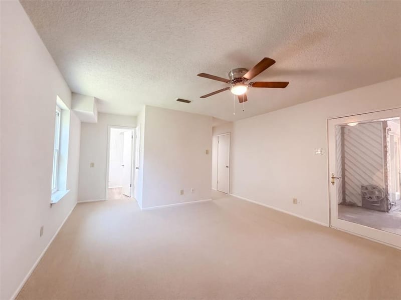 1136 Kris Street, Irving TX 75060 - Photo 8