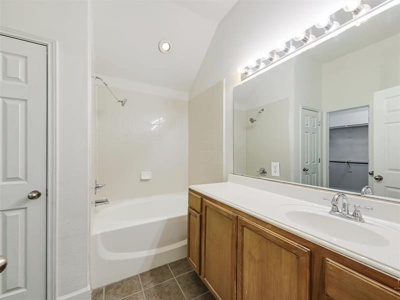 704 Darlington Trail, Fort Worth TX 76131 - Photo 21