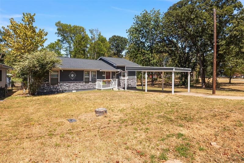 120 Memorial Drive, Gun Barrel City TX 75156 - Photo 2