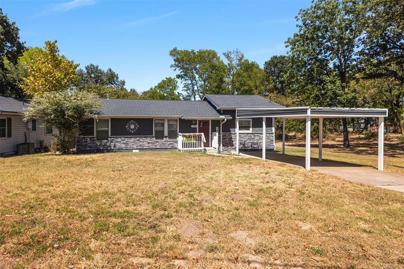 120 Memorial Drive, Gun Barrel City TX 75156