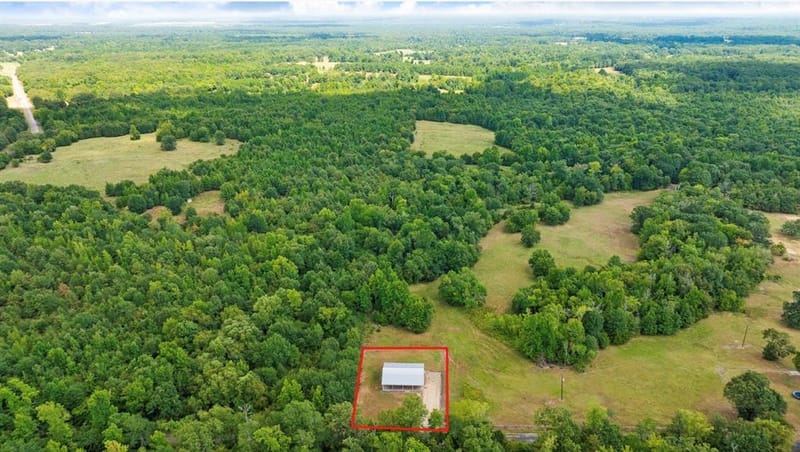 9006 County Road 43200, Powderly TX 75473 - Photo 19