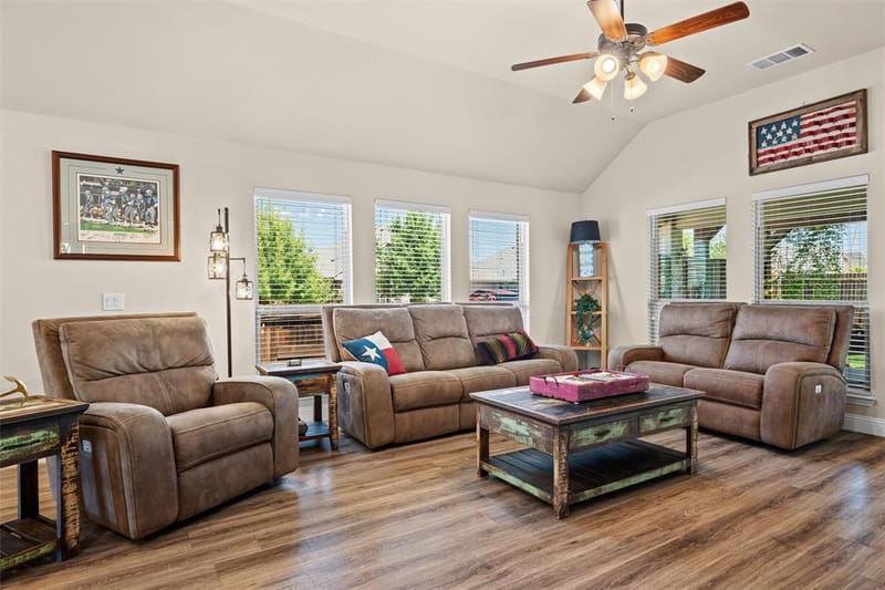 116 Cimmaron Court, Alvarado TX 76009 - Photo 10