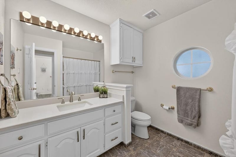 729 Bent Tree Court, Hurst TX 76054 - Photo 12