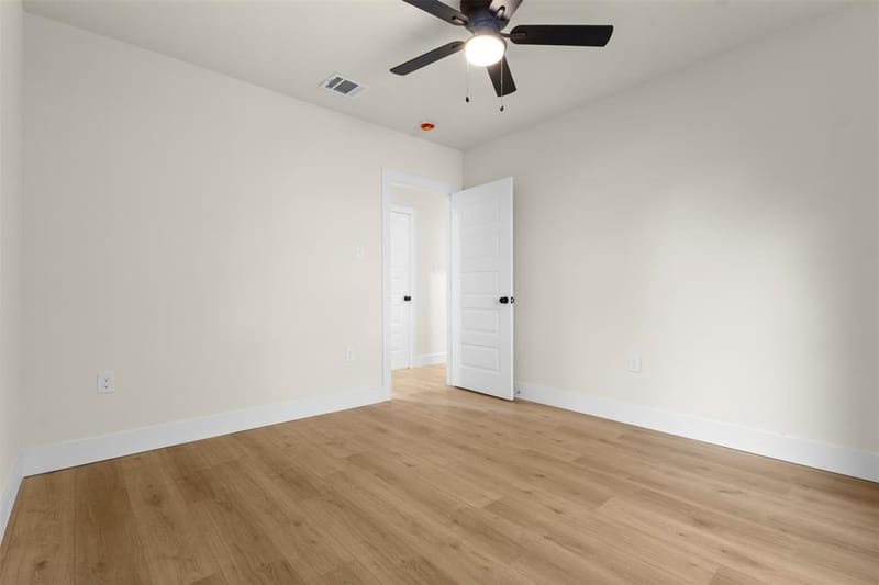 212 E Marguerita Drive, Garland TX 75040 - Photo 22