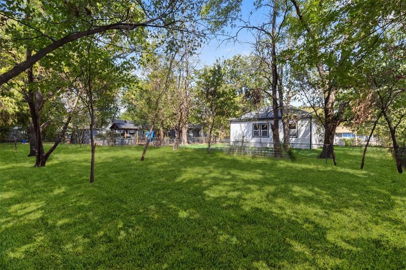333 Levant Avenue, Dallas TX 75217 - Photo 27