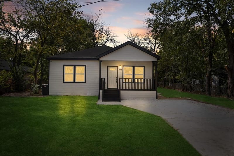 333 Levant Avenue, Dallas TX 75217 - Photo 2