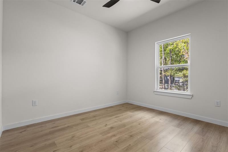 333 Levant Avenue, Dallas TX 75217 - Photo 24