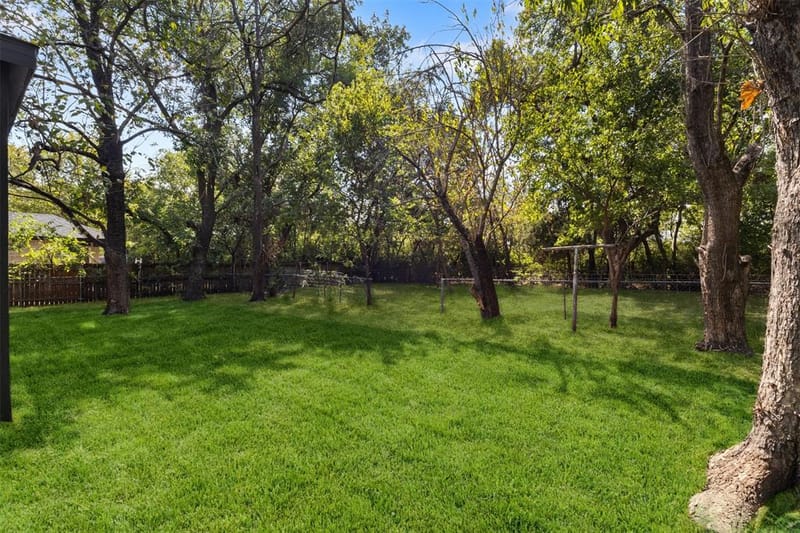 333 Levant Avenue, Dallas TX 75217 - Photo 30