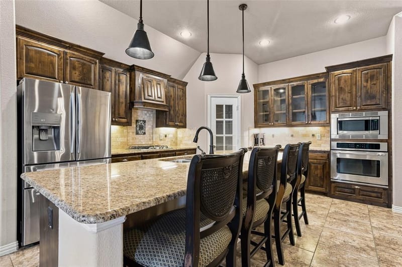 2749 Buffalo Run, Burleson TX 76028 - Photo 9