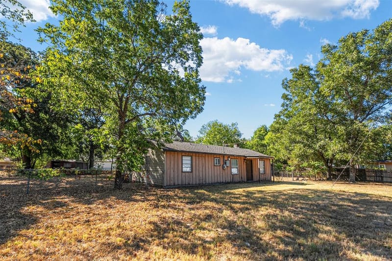 116 Wildwood Crossover Street, Gun Barrel City TX 75156 - Photo 2