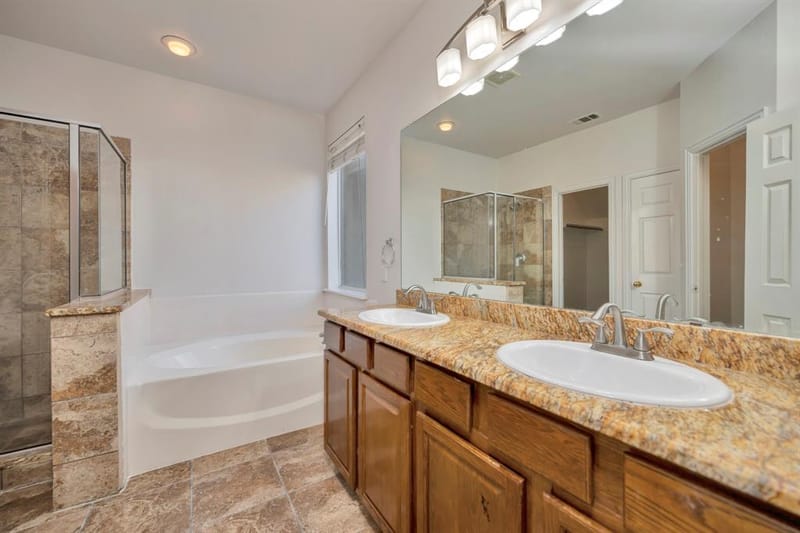 844 Sequoia Way, Saginaw TX 76131 - Photo 7