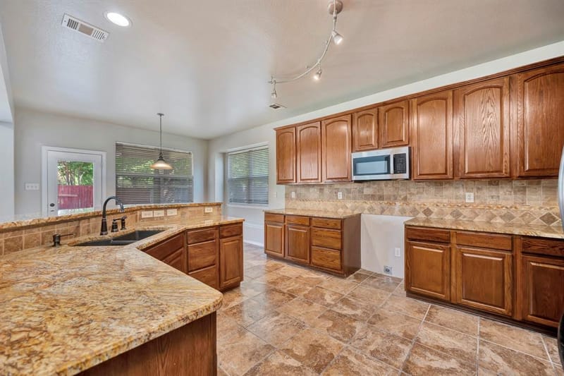 844 Sequoia Way, Saginaw TX 76131 - Photo 20