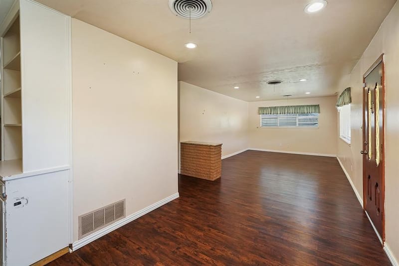 600 E Liberty Street, Pilot Point TX 76258 - Photo 7