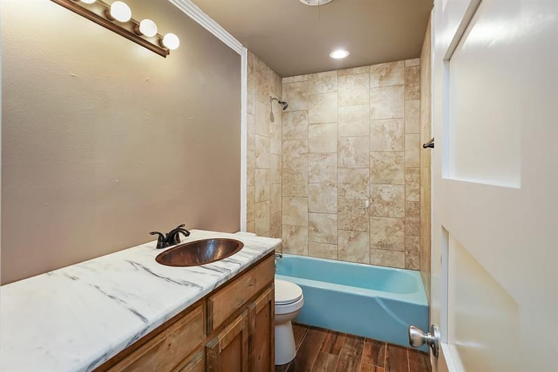 600 E Liberty Street, Pilot Point TX 76258 - Photo 18
