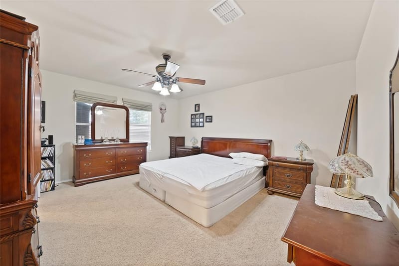 112 Blackforest Road, Krum TX 76249 - Photo 15