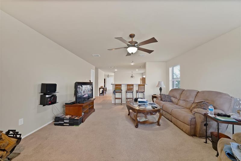 112 Blackforest Road, Krum TX 76249 - Photo 4