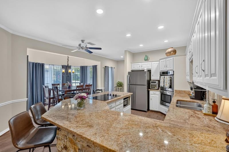 4120 Fairlakes Court, Dallas TX 75228 - Photo 13